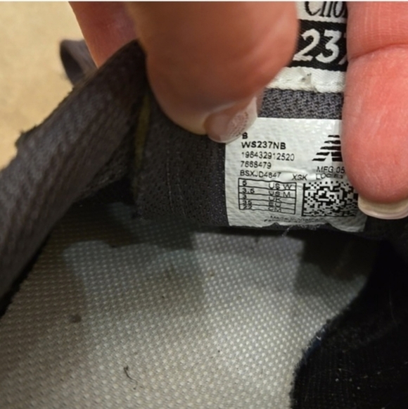 New Balance Black and Gray Sneakers - Picture 5 of 5